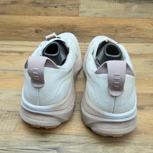 ASICS Women size 8 Gel-Kayano 32 1012B839 Beige Running Shoes Sneakers - Picture 5 of 8